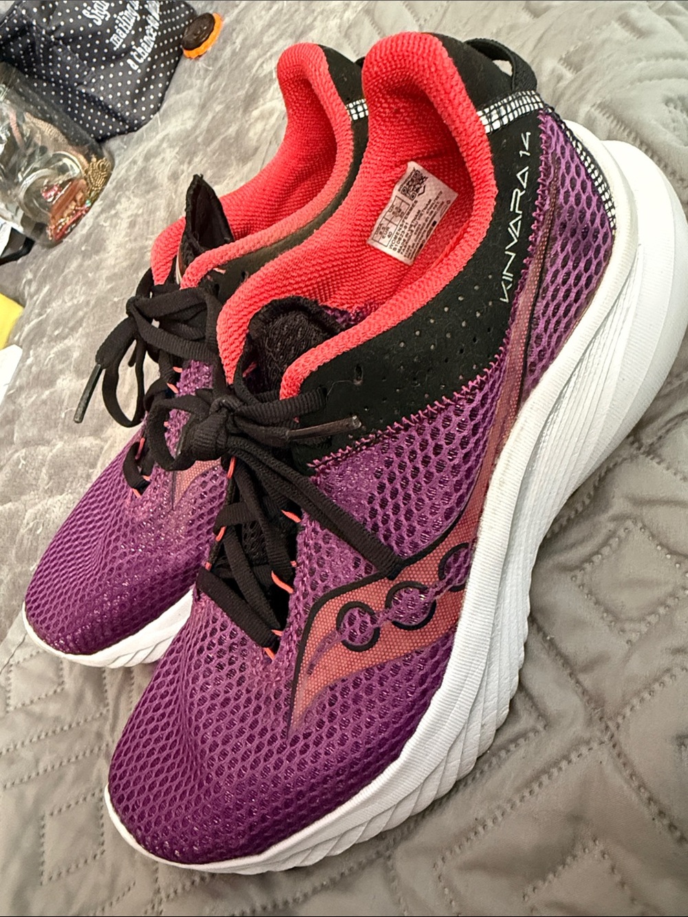 Saucony Women's Running Shoes Purple Coral Black Kinvara 14 Worn Twice Size 8.5